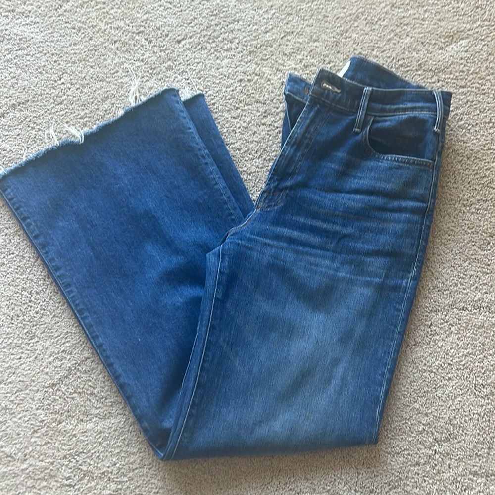 Mother denim-the hustler roller heel fray